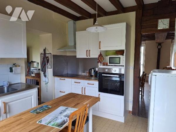 Belle maison avec 1700m² de terrain, Blancafort