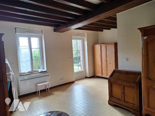 Belle maison avec 1700m² de terrain, Blancafort