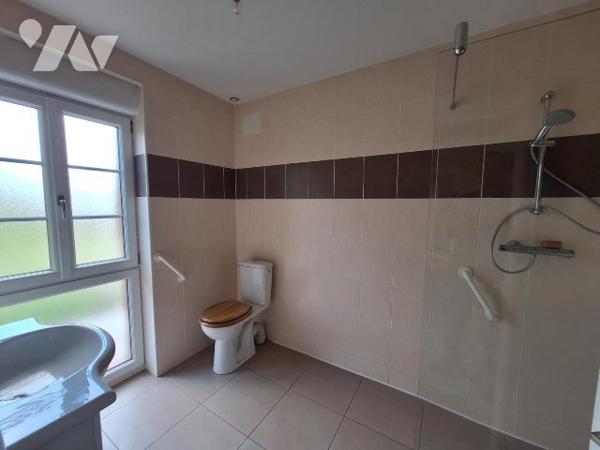 Belle maison avec 1700m² de terrain, Blancafort