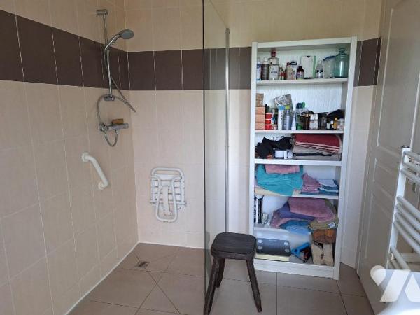 Belle maison avec 1700m² de terrain, Blancafort