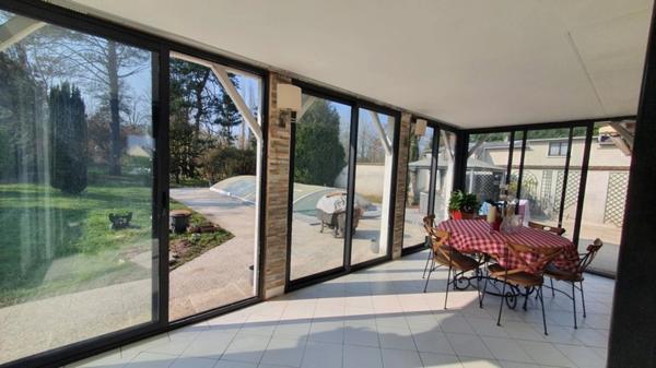 Maison à vendre 5 pièces 166 m² sur terrain de 3000m² avec piscine   (60)