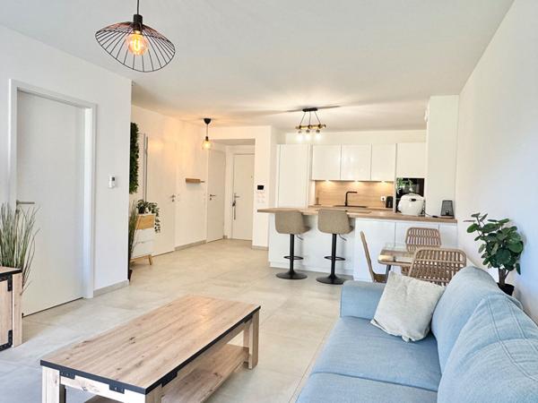 À louer - Superbe T2 MEUBLÉ neuf avec terrasse, jardin (100m²) et garage - THIONVILLE