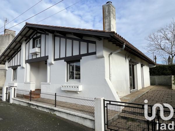 Maison 5 pièces de 89 m² à Gabarret (40310)