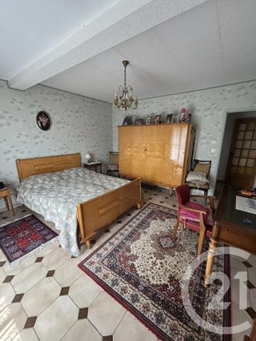 Maison à vendre  7 pièces - 191,49 m 2   PERONNE  - 80