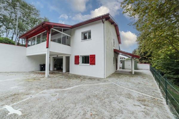 Maison à vendre |  Hendaye |  4 pièces | 130 m²