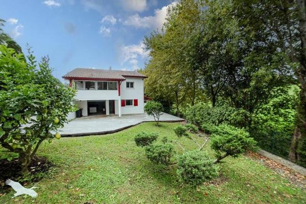 Maison à vendre |  Hendaye |  4 pièces | 130 m²