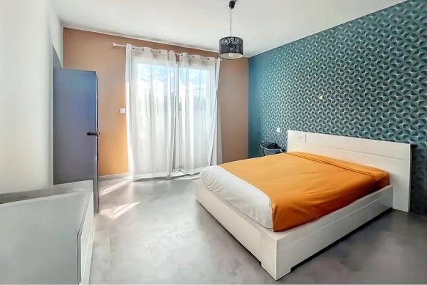 Maison Dompierre Sur Mer 7/8 pièce(s) 180 m2 SUR 769 M2, Dompierre sur mer 17139