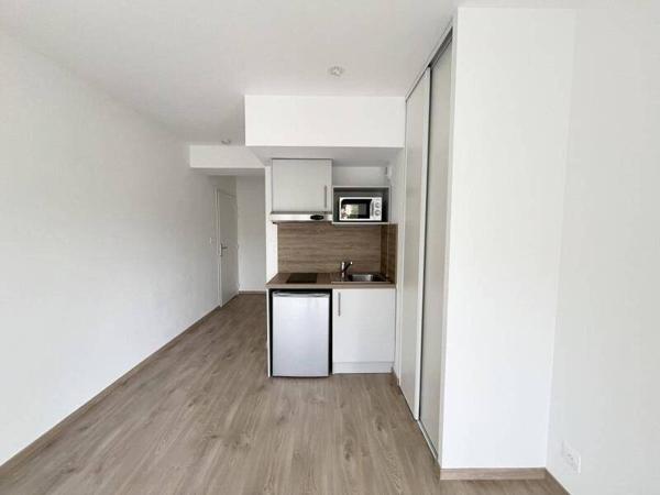 Appartement 1 pièce                                        - 35000 Rennes Réf : 2379