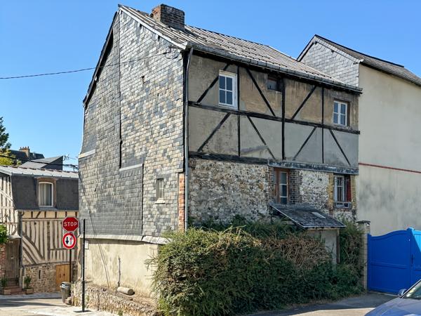 Maison
         6 pièces
        - 105 m² Exclusivité 129 900 € *