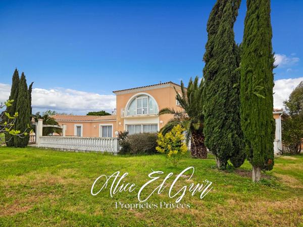 Maison Carcassonne 6 pièce(s) 210 m2 sur 2000 m²