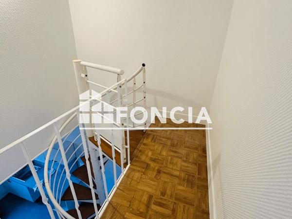 Location Appartement 2 pièces 34.29 m² - Villeneuve Triage 94190