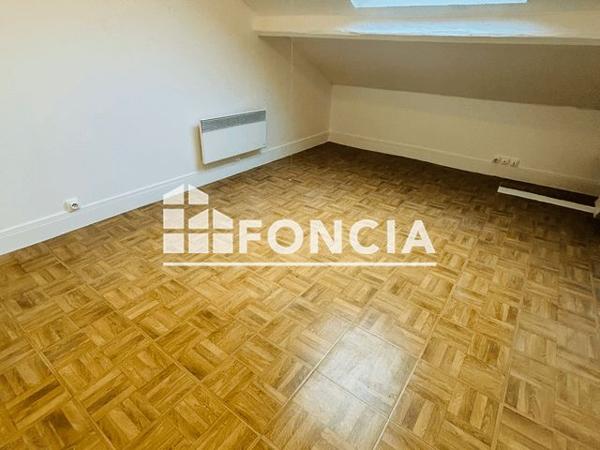 Location Appartement 2 pièces 34.29 m² - Villeneuve Triage 94190