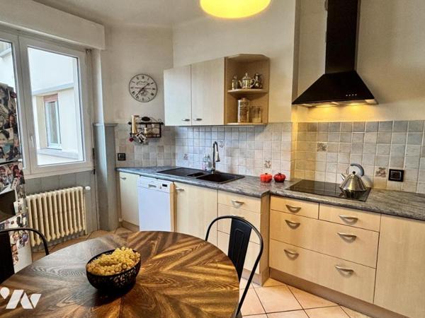 Grenoble – Appartement 4P+C de caractère dans résidence prisée, à deux pas du centre