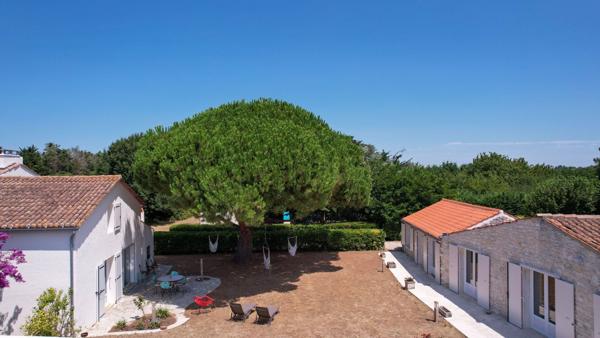 Vente Maison de luxe Saint-Pierre-d'Oléron 10 Pièces 238 m²