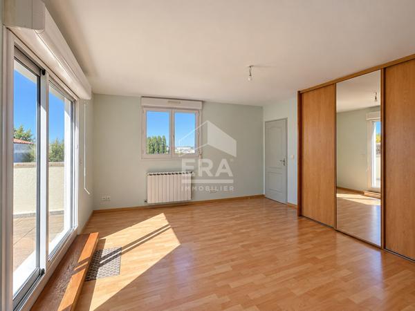 GRANDE MAISON  - ENTRE VAUX SUR MER et ROYAN - 4 CHAMBRES