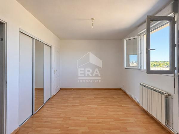 GRANDE MAISON  - ENTRE VAUX SUR MER et ROYAN - 4 CHAMBRES