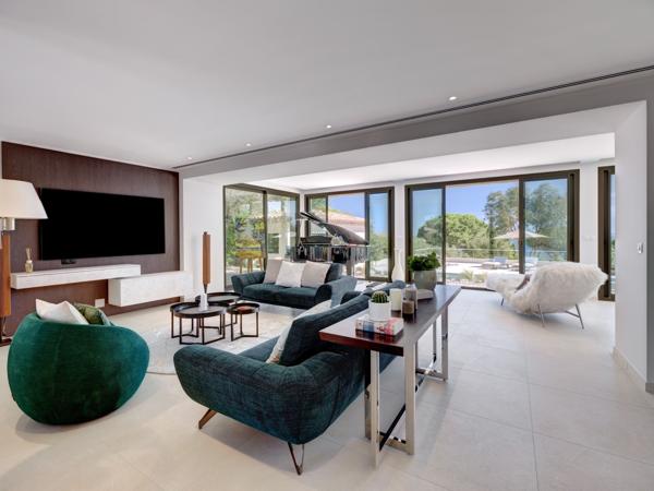 Vente Villa de luxe Vallauris 4 Pièces 235 m²