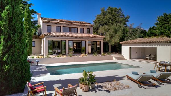 Vente Villa de luxe Vallauris 4 Pièces 235 m²