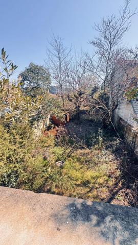 BORDEAUX IMMEUBLE 290 M² VIDE A RENOVER SUR TROIS NIVEAUX JARDIN TERRASSE