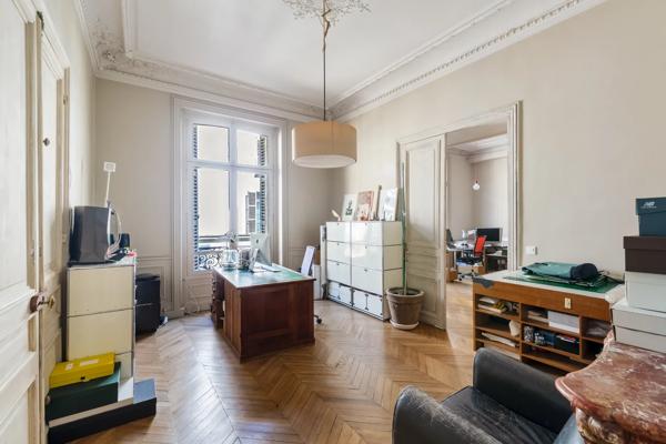 Appartement Paris 9 e - BLANCHE / RUE DE BRUXELLES