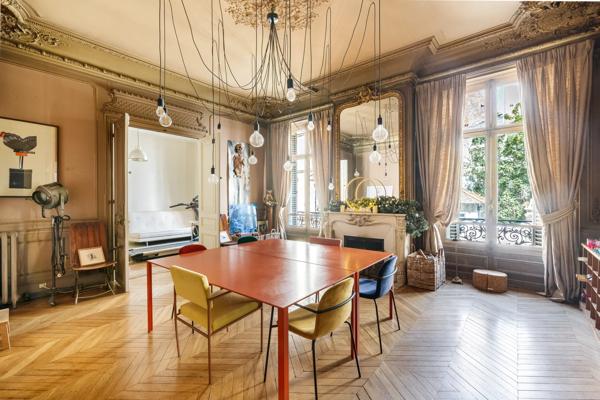 Appartement Paris 9 e - BLANCHE / RUE DE BRUXELLES