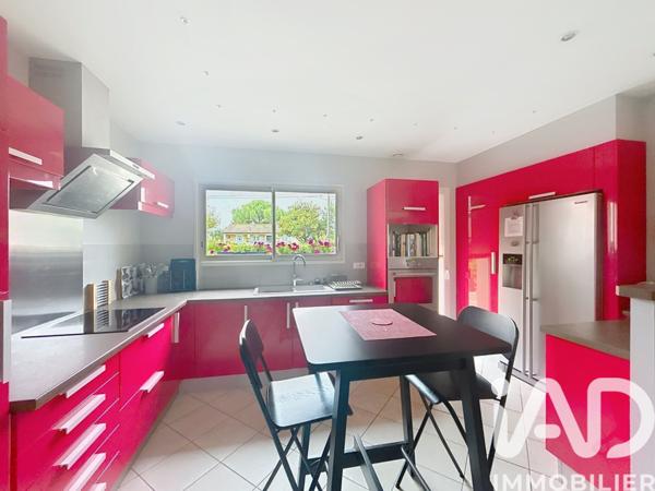 Maison à vendre 5 pièces 116 m² Saint-Saturnin