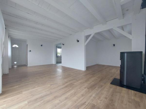 Bourg Pont St Martin - 4 Pièces - 90m²