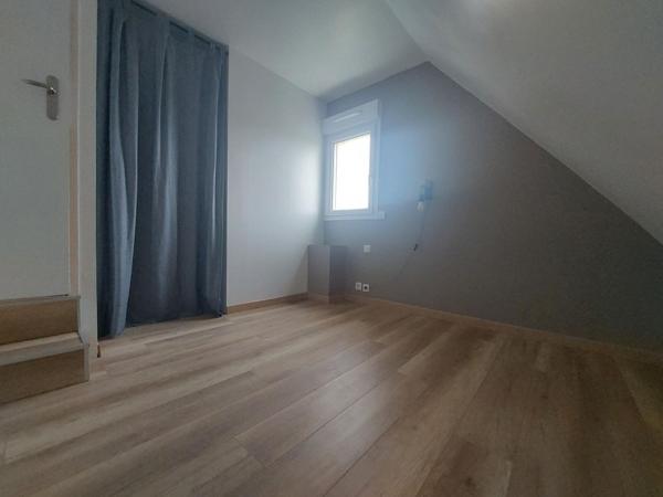 Bourg Pont St Martin - 4 Pièces - 90m²