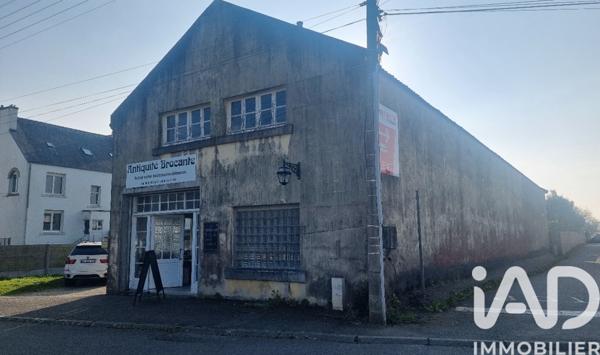 Immeuble à vendre 554 m² Plozévet
