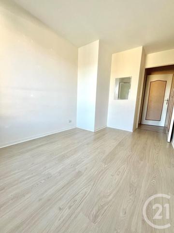 Appartement F3 à vendre  3 pièces - 57,50 m2 TRAPPES - 78