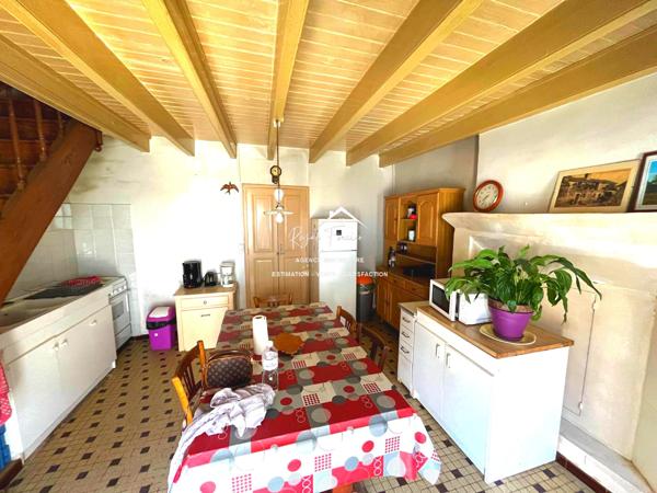 Charmante maison ancienne en pierre rénovée (VIE DE PLAIND PIED)