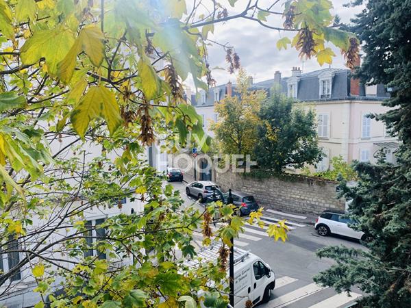 ASNIERES BAC/ 3 P 69 M² BALCON