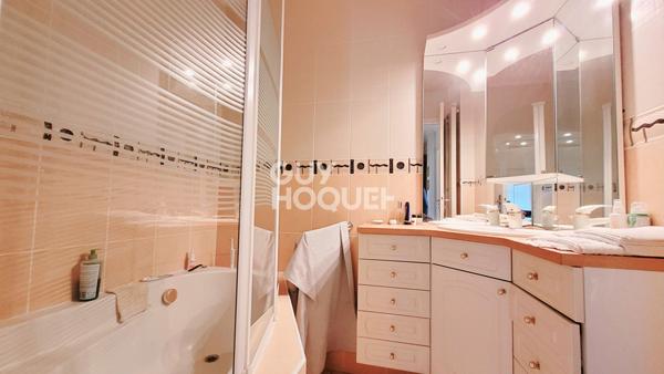 ASNIERES BAC/ 3 P 69 M² BALCON