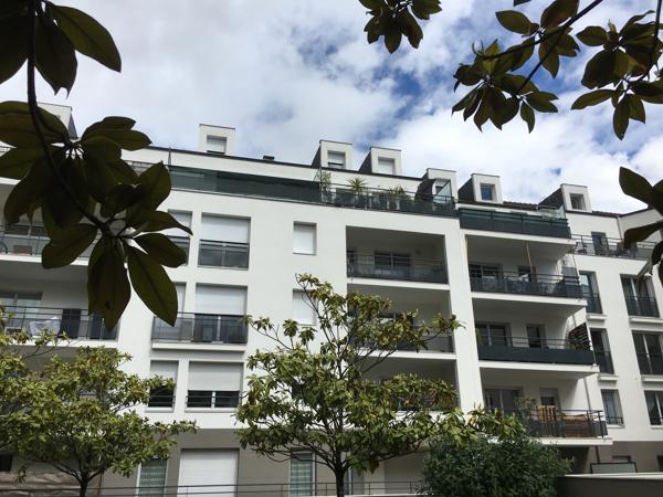 NANTES - BEAU T3 AVEC BALCON ET BOX - CHANTENAY