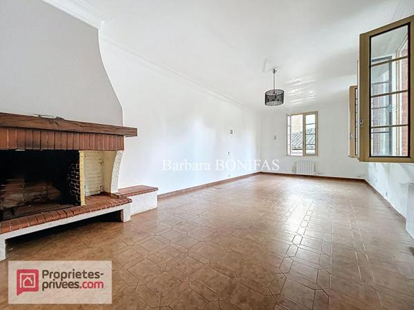 RABASTENS: Immeuble 236 m2