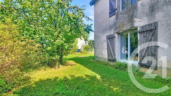 Maison à vendre  6 pièces - 141 m2 VELLEFAUX - 70