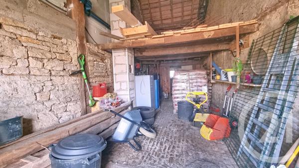 Maison à vendre  6 pièces - 141 m2 VELLEFAUX - 70