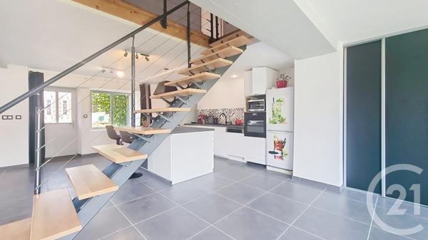 Maison à vendre  6 pièces - 141 m2 VELLEFAUX - 70