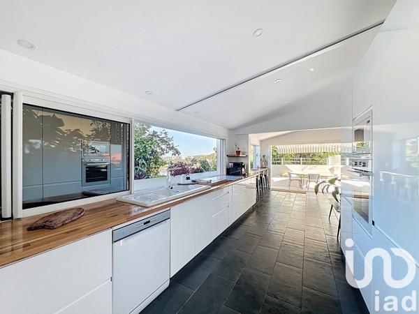 Maison à vendre 5 pièces 138 m² Saint-Pierre