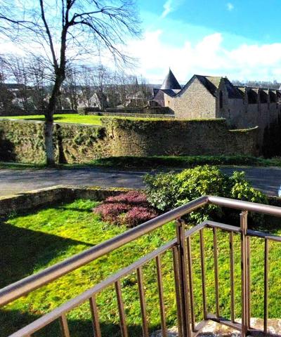 Maison à PONTIVY (56300)