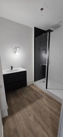 CHARTRES - Gabriel Péri, Centre et Gare à pied - Magnifique T3 rénové à neuf de 83m² + Box