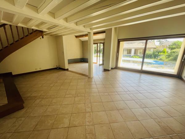 Poitiers (86000) MAISON CONTEMPORAINE