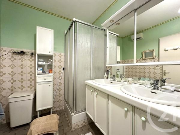 Appartement T5 à vendre  5 pièces - 101,90 m2 VILLEURBANNE - 69