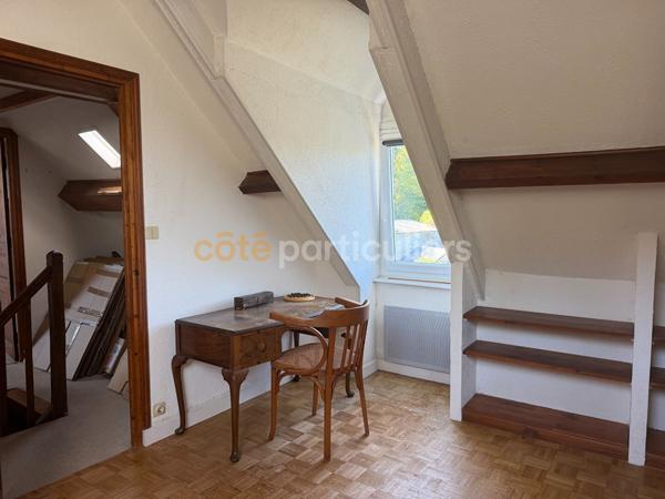 Vente
                Maison166 m² - 6 Pièces -
                    COUTANCES (50200)