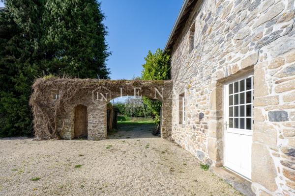 Ferme-manoir du XVIIe siècle à proximité de Coutances ( Manche)