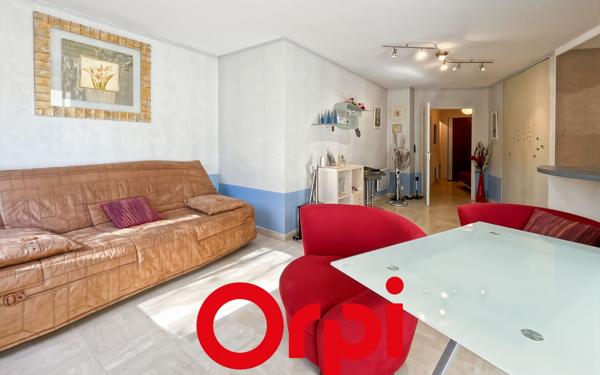 Appartement à vendre    1 pièce • 35,38 m2 Bandol