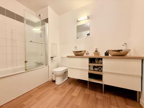 MAISON FAMILIALE 3 CHAMBRES AVEC JARDIN ENSOLEILLE