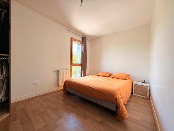 MAISON FAMILIALE 3 CHAMBRES AVEC JARDIN ENSOLEILLE