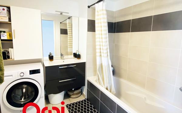 Appartement à vendre    3 pièces • 61,30 m2 Pierre-Bénite