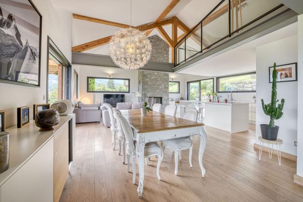 Vente Maison de luxe Saint-Jorioz 6 Pièces 196 m²